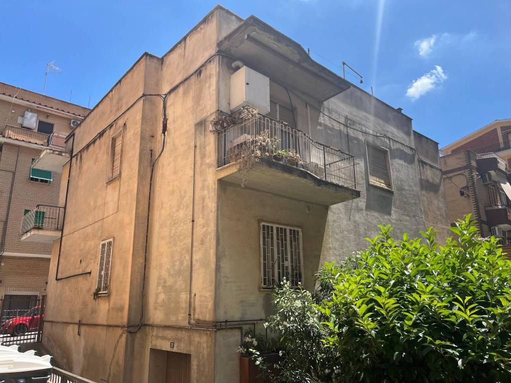Appartamento a Monterotondo in Via Fratelli Bandiera - Foto 2