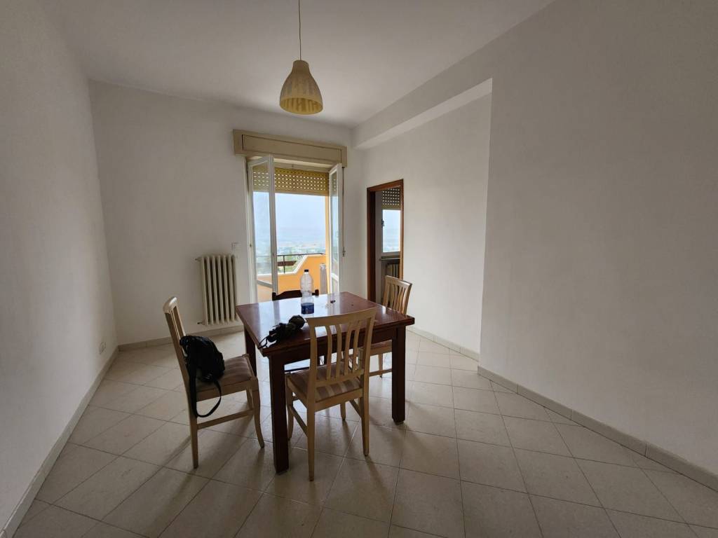 Appartamento a Castelfidardo in Via Luigi Cadorna - Foto 2