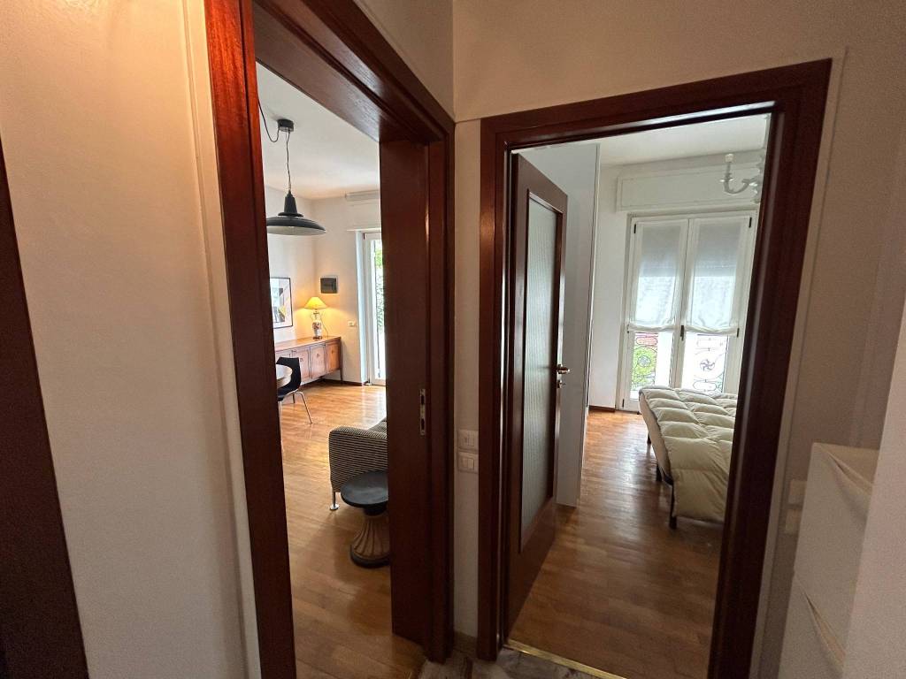 Appartamento a Como in Via Poldo Gasparotto - Foto 5