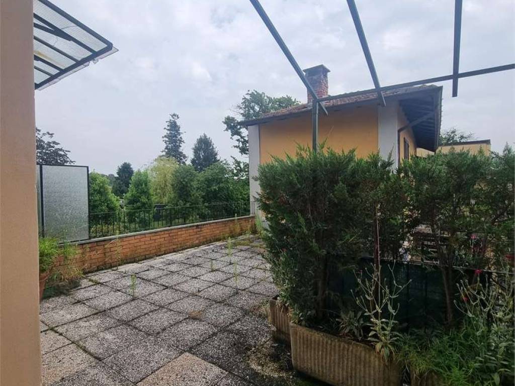 Appartamento a Brebbia in via roma, 29 - Foto 3