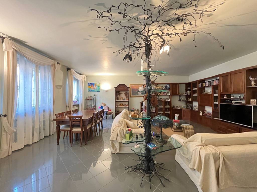 Appartamento a Fidenza in Via Cornini Malpeli - Foto 5