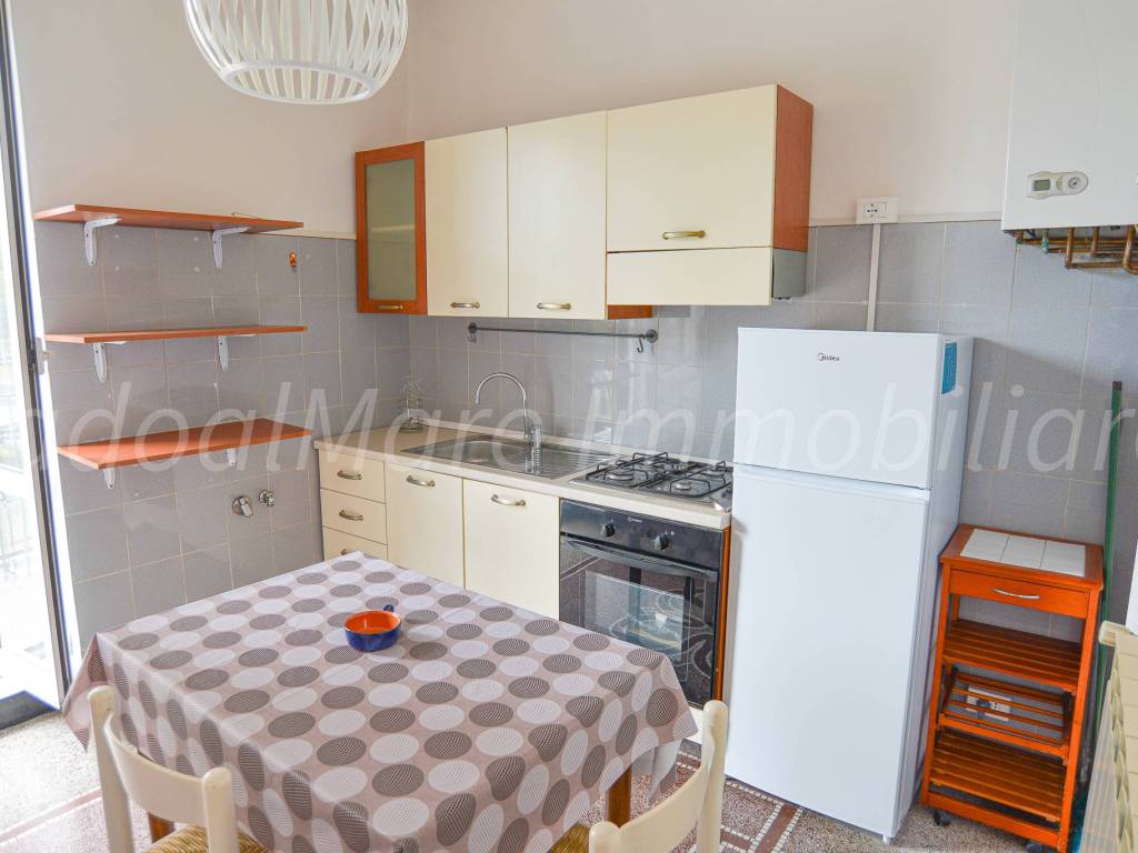 Appartamento a Vado ligure in Via Madonnetta, 2 - Foto 2