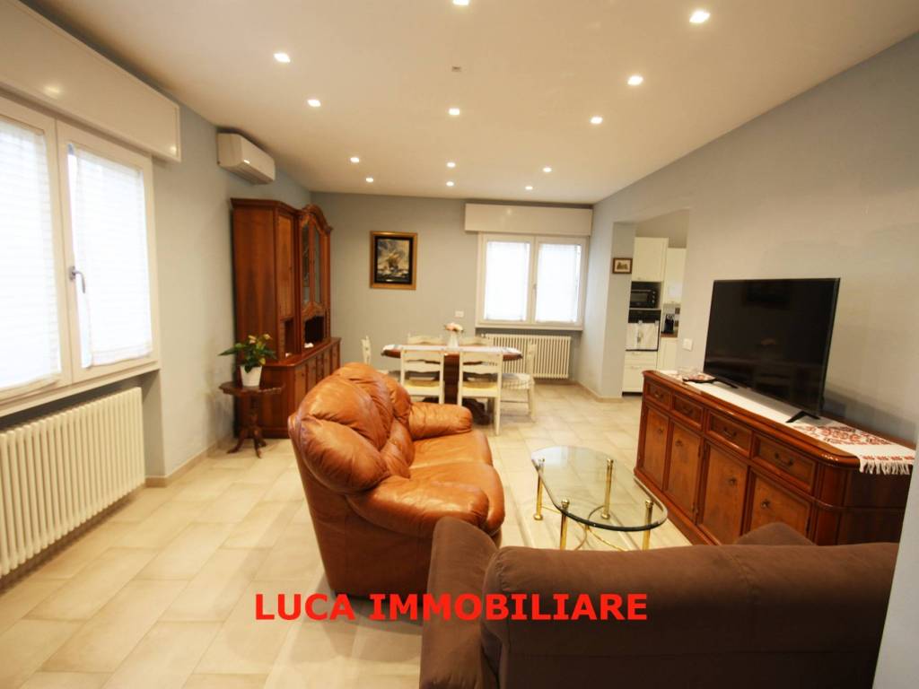 Villa a Chiesina uzzanese in Strada Provinciale Circonvallazione Chiesina - Foto 2