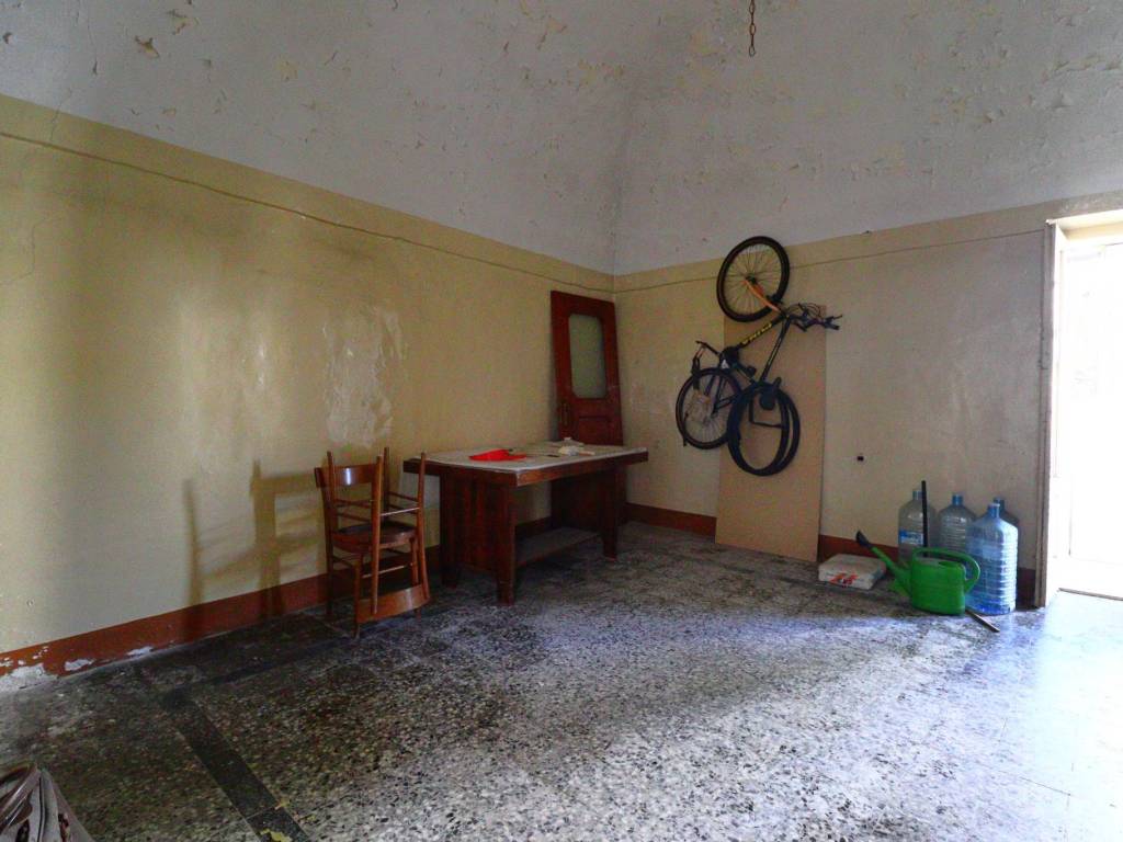 Casa indipendente a Bari in Vico Sant'Anna - Foto 3