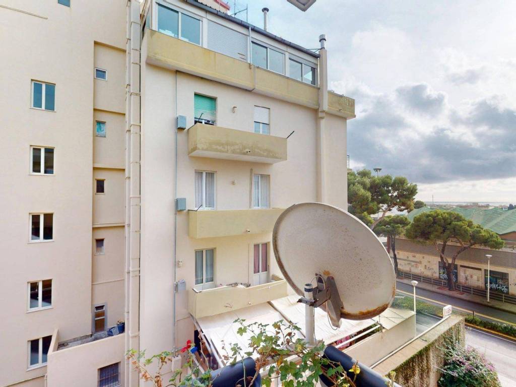 Appartamento a Cagliari in Viale Armando Diaz - Foto 4