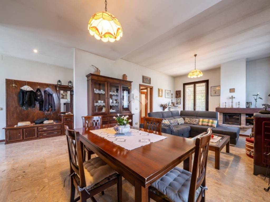 Villa a Canossa in Via dei Castelli, 4 - Foto 4