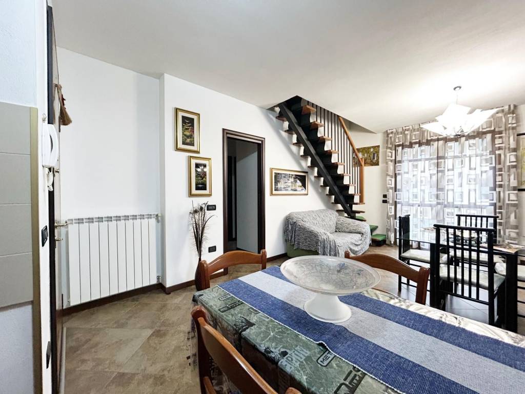 Appartamento a Castiglione delle stiviere in Via Bernardo Ordanino, 42 - Foto 4