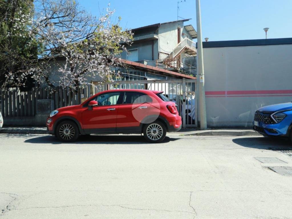 Appartamento a Pescara in Via Raiale, 185 - Foto 2