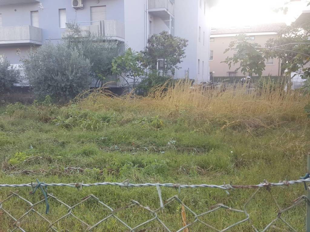 Terreno a Martinsicuro in Via Fabio Filzi - Foto 4