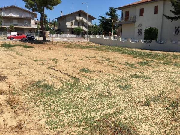 Terreno a Tortoreto in Via San Francesco - Foto 4