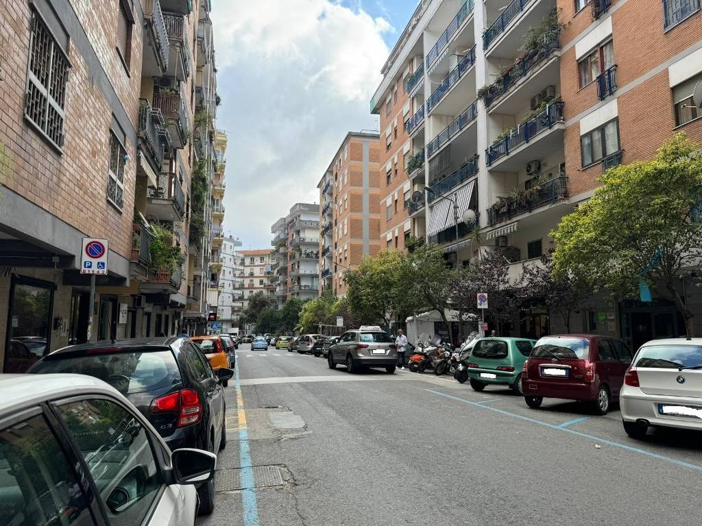 Appartamento a Napoli in Via Sigmund Freud - Foto 4