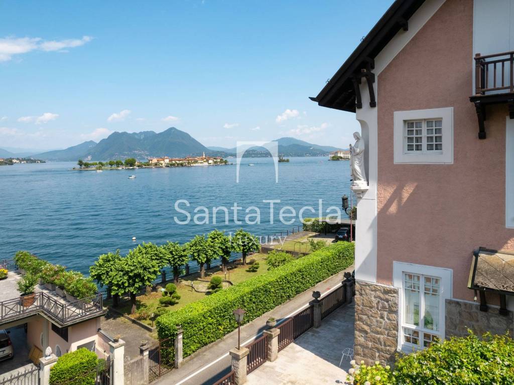 Villa a Baveno in Strada Statale del Sempione, 30 - Foto 2
