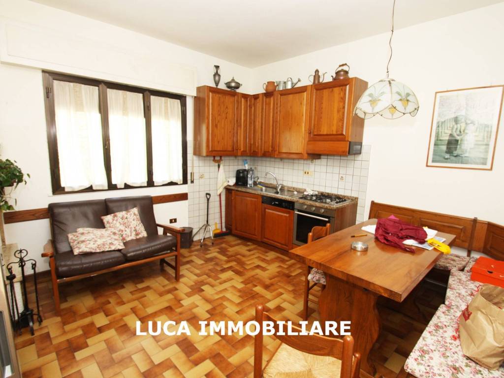 Villa a Buggiano in Via Ugo Foscolo, 2 - Foto 4