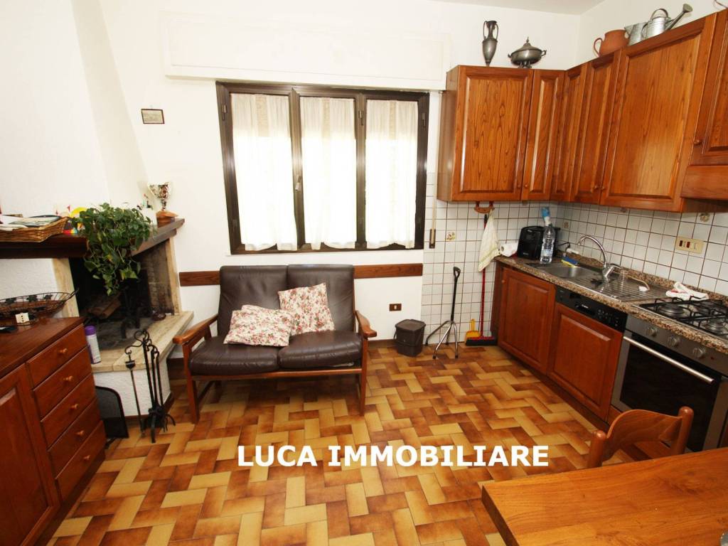 Villa a Buggiano in Via Ugo Foscolo, 2 - Foto 5