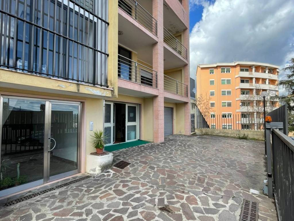 Box / garage a Cosenza in VIA DE RADA, 70 - Foto 3