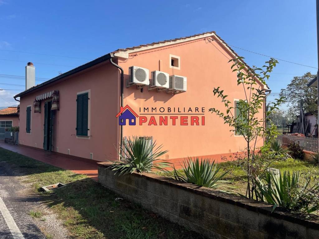 Villa a Buggiano in Via 24 Maggio - Foto 2