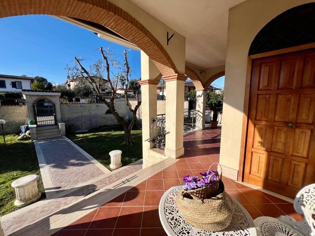 Villa a Fiumicino in Via Elini - Foto 4