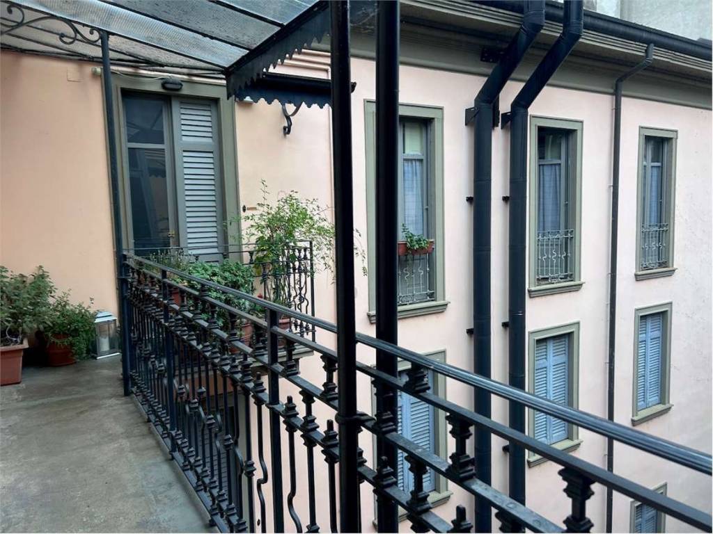 Appartamento a Como in Viale Geno - Foto 3