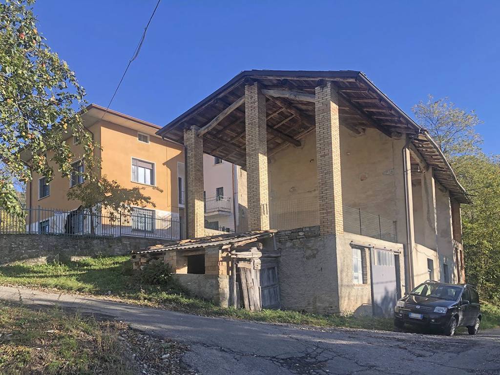 Villa a Varzi in Strada Provinciale del Passo Penice - Foto 2