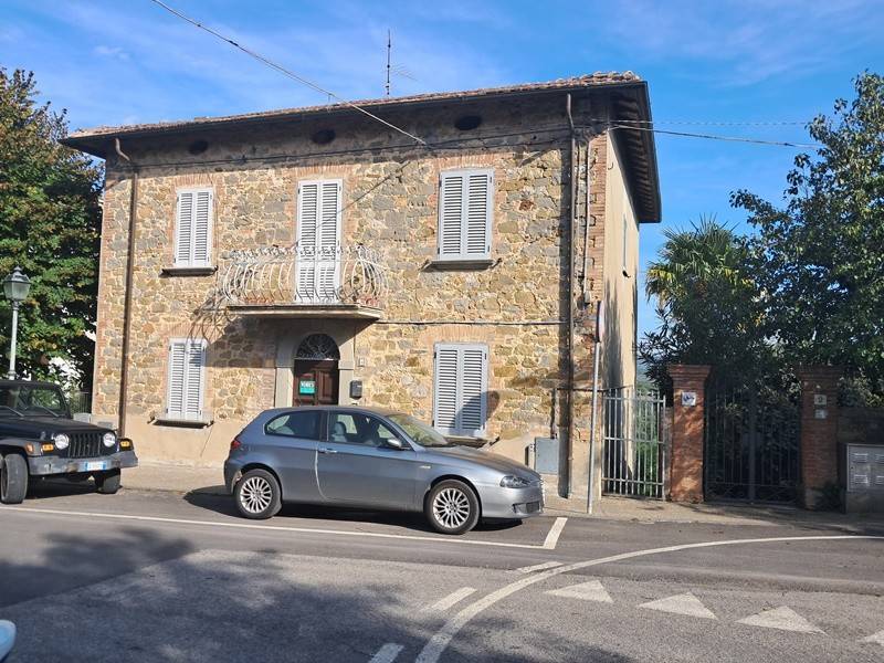 Villa a Monteleone d'orvieto in Via Roma - Foto 3