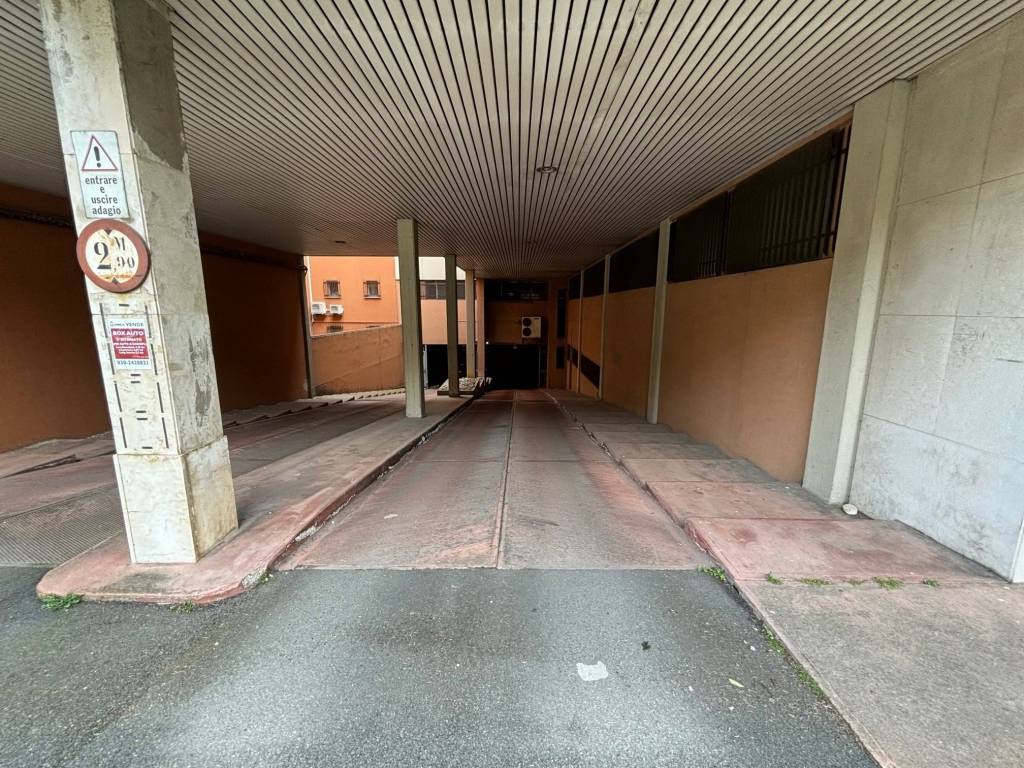 Box / garage a Brescia in VIA CORFU' - Foto 5