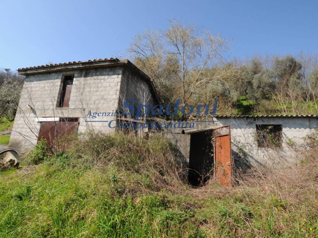 Rustico / casale a Montecatini-terme in Strada Provinciale Mammianese Marlianese, 11 - Foto 2