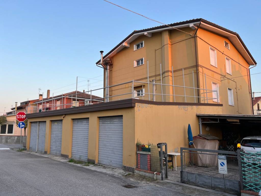 Villa a Pesaro in Via Borgo Santa Maria - Foto 3