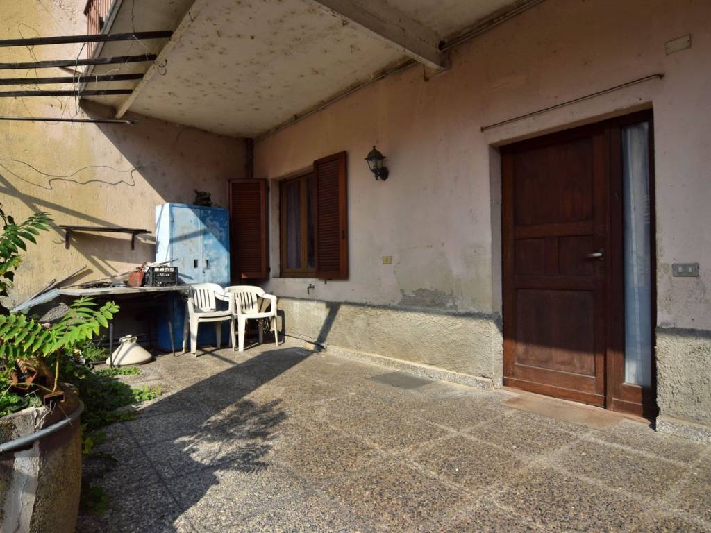Casa indipendente a Biandronno in Roma s.n.c - Foto 4
