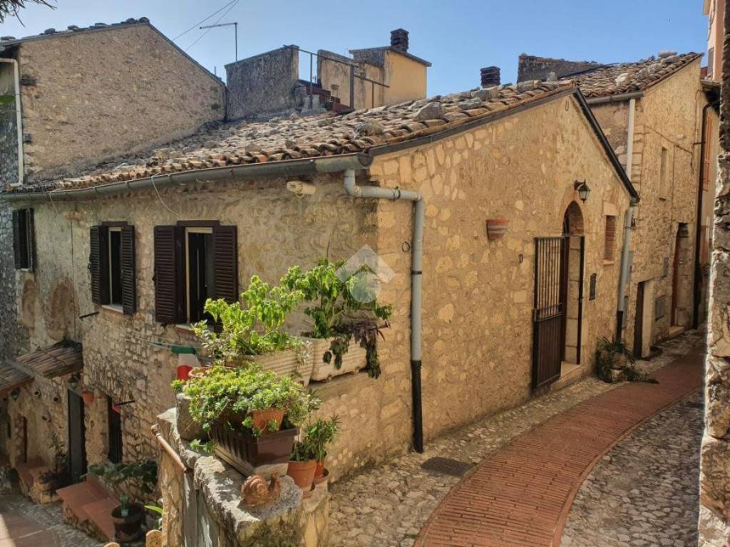 Appartamento a Veroli in Via Castel Briccoli, 11 - Foto 2