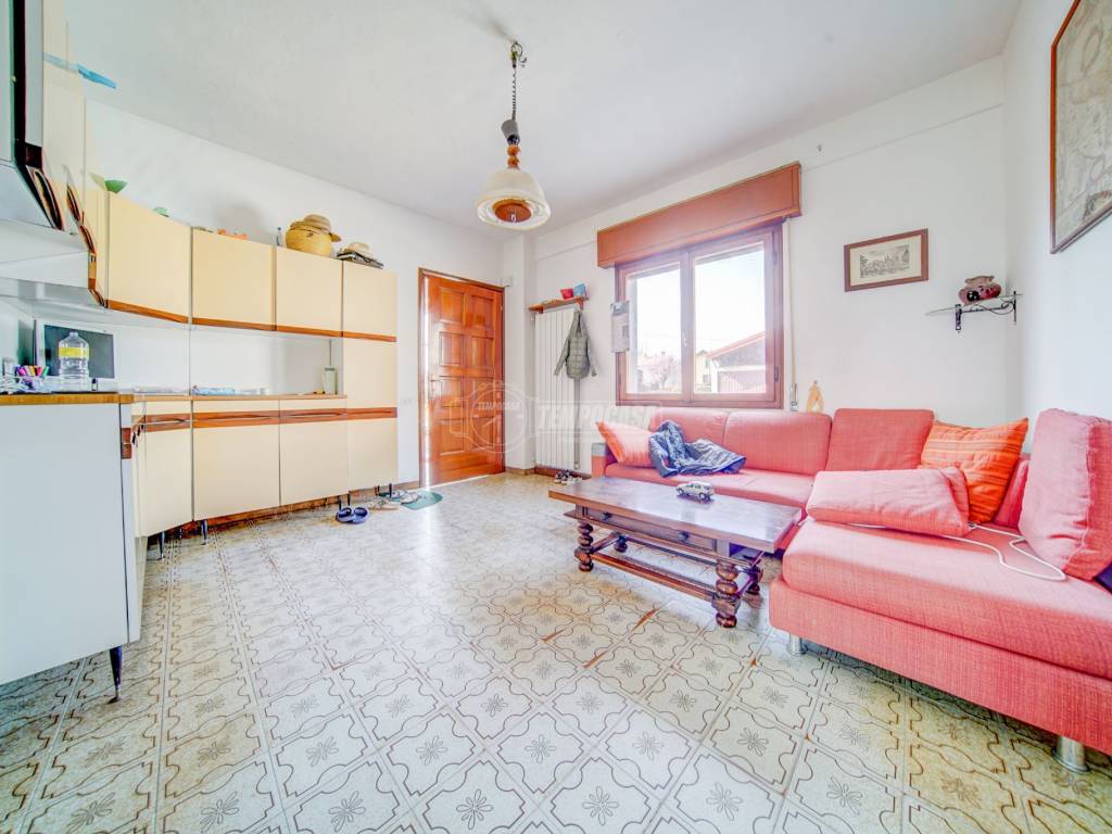 Casa indipendente a Brebbia in Via Luigi Cadorna - Foto 2