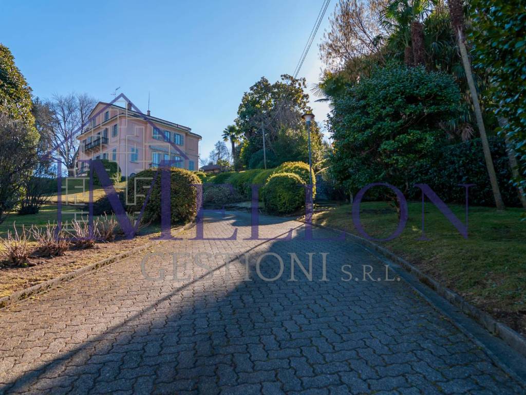 Villa a Stresa in Via Alessandro Manzoni, 2 - Foto 5