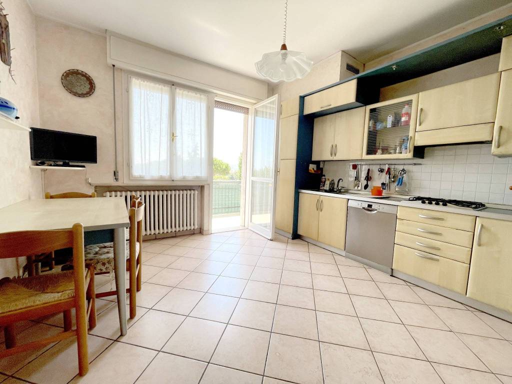 Appartamento a Riccione in Viale Castrocaro - Foto 2