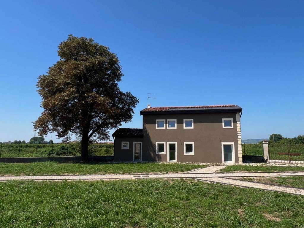 Casa indipendente a Lonigo in via misanello - Foto 2