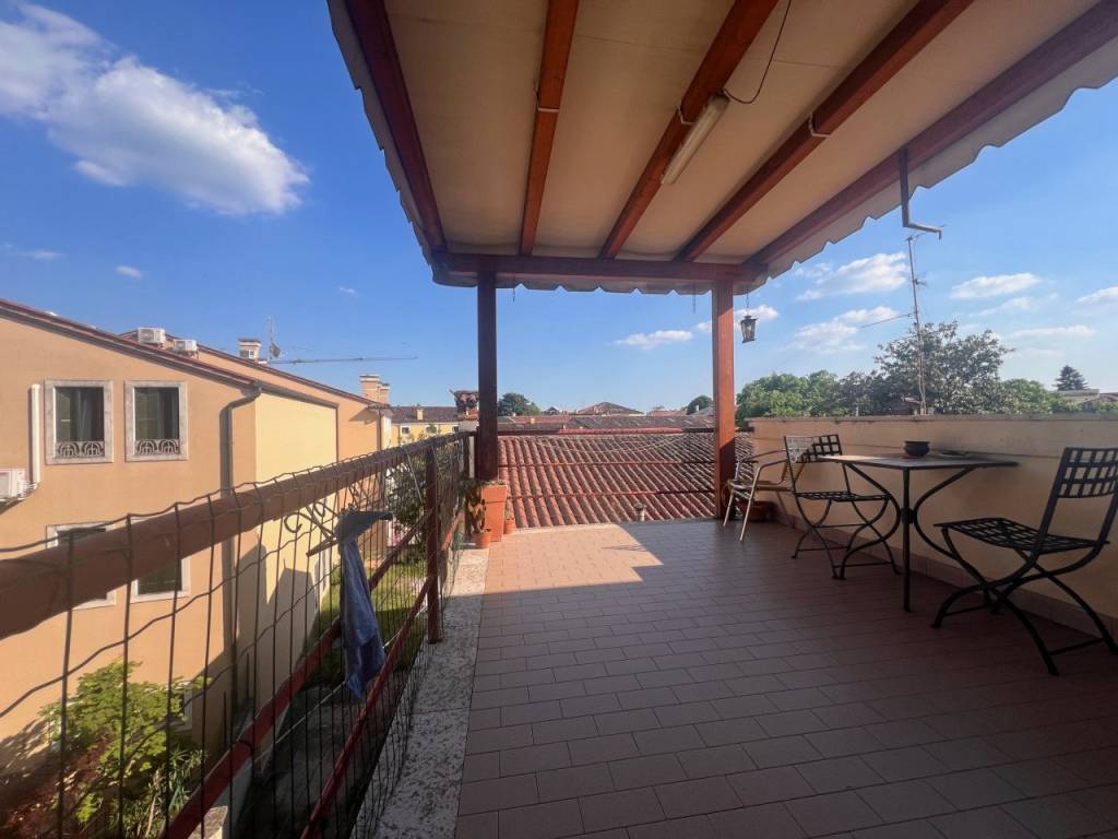 Appartamento a Lonigo in Via Giuseppe Garibaldi, 52 - Foto 4