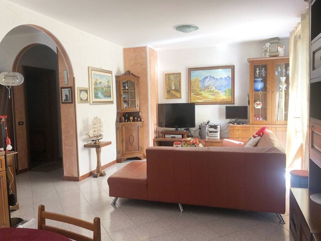 Villa a Borgo ticino in Via Gagnago - Foto 4