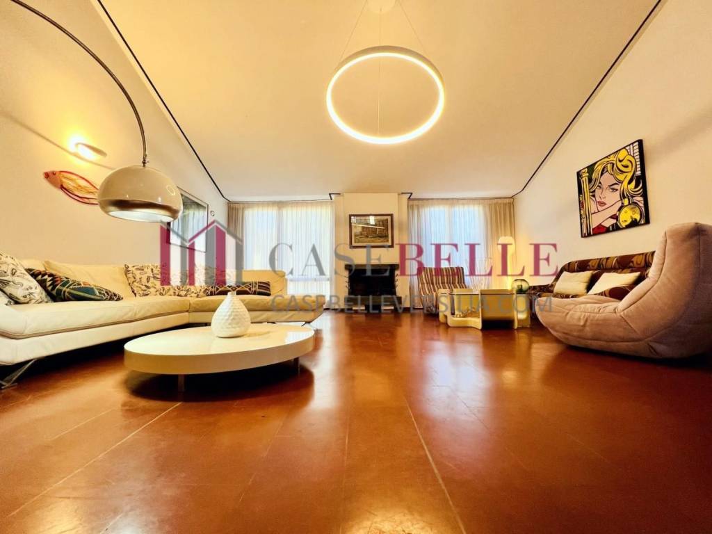 Villa a Forte dei marmi in Via Donatello, - Foto 3