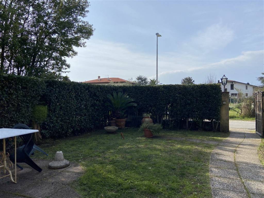 Villa a Forte dei marmi in Via F. Donati - Foto 5