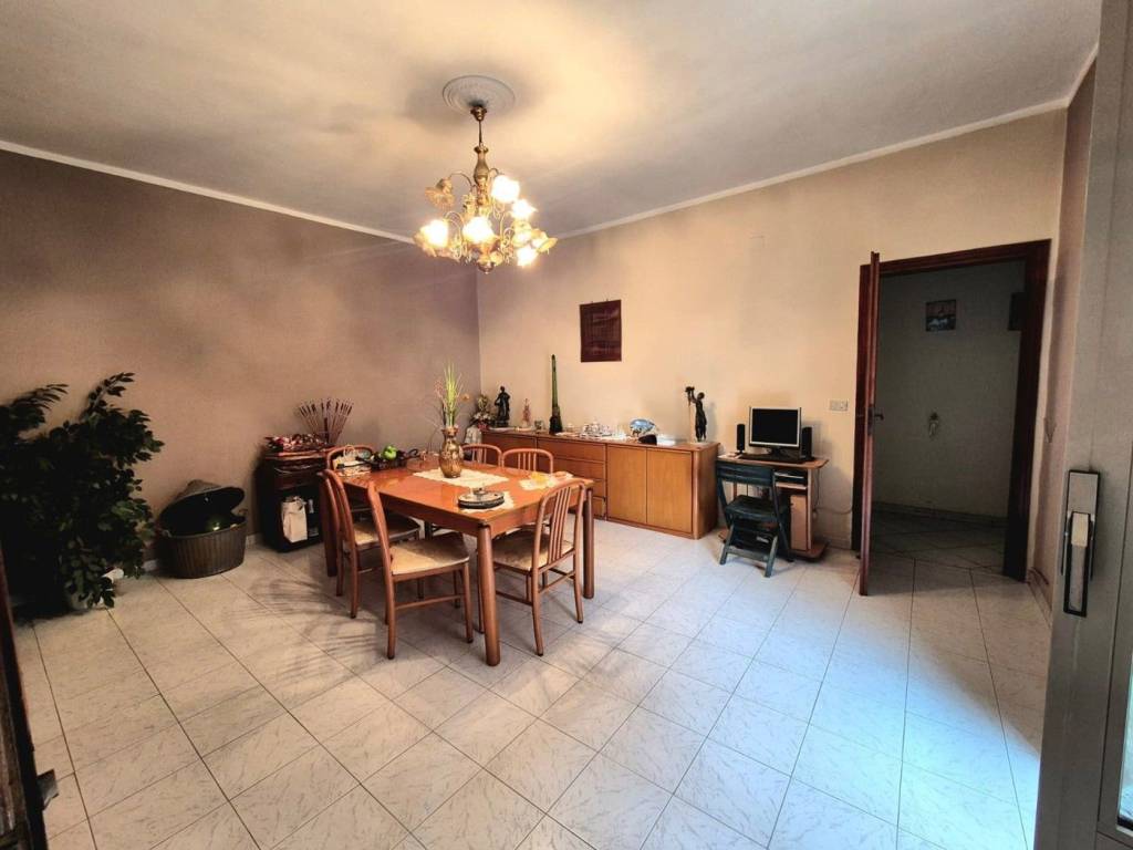 Appartamento a Afragola in Via Pirandello - Foto 2