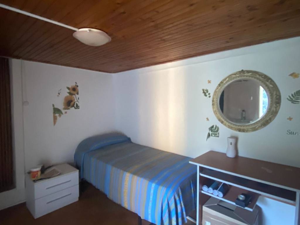 Casa indipendente a Bellano in VIA OMBRIACO 51 - Foto 2