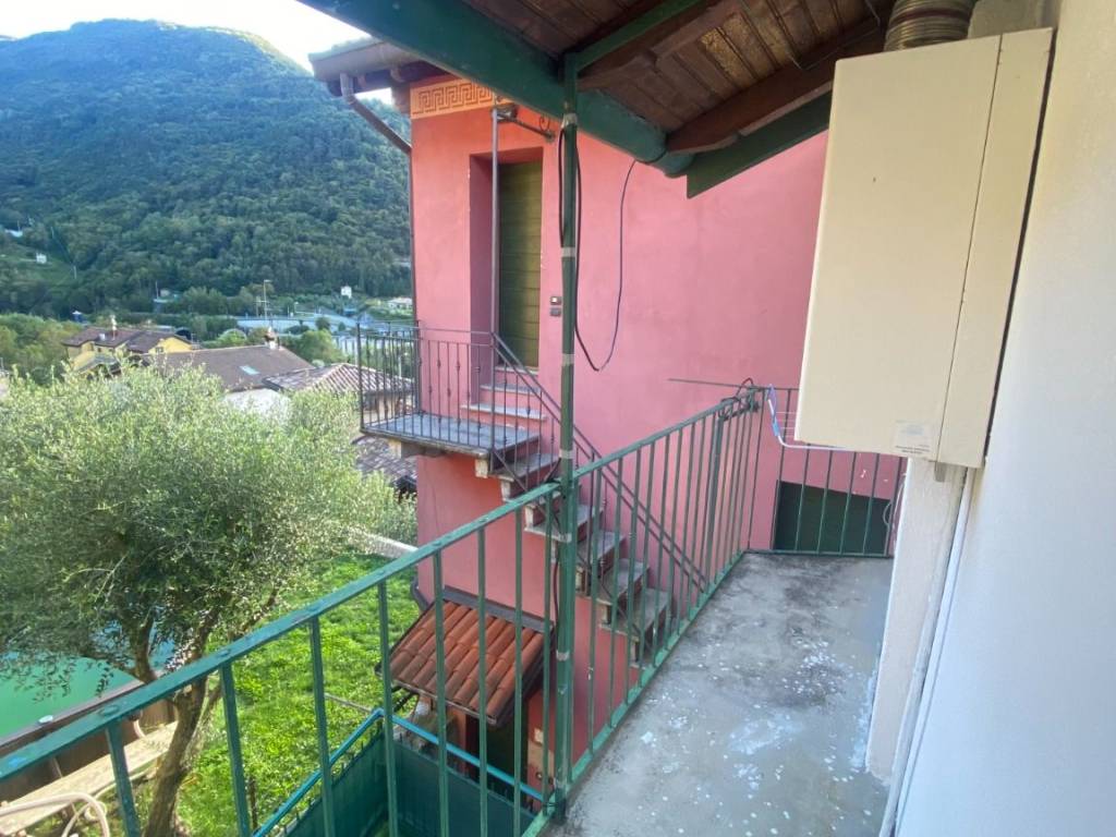 Casa indipendente a Bellano in VIA OMBRIACO 51 - Foto 4