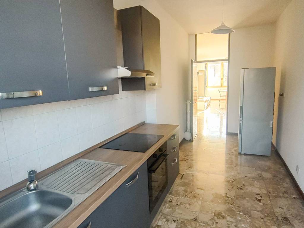 Appartamento a Carugo in Via Luigi Cadorna, 38 - Foto 2