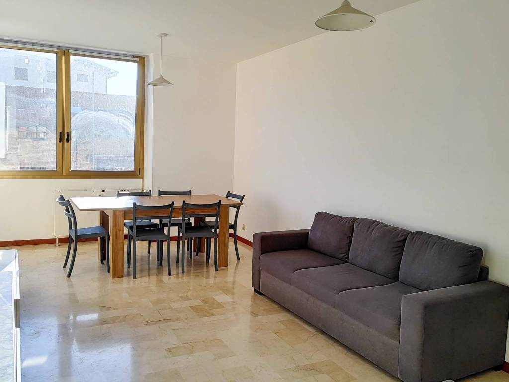 Appartamento a Carugo in Via Luigi Cadorna, 38 - Foto 3
