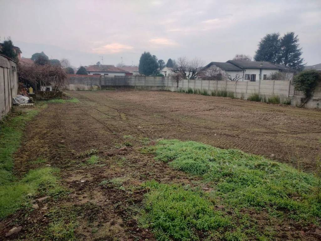 Terreno a Ferno in Via San Gervaso S.N.C. - Foto 2