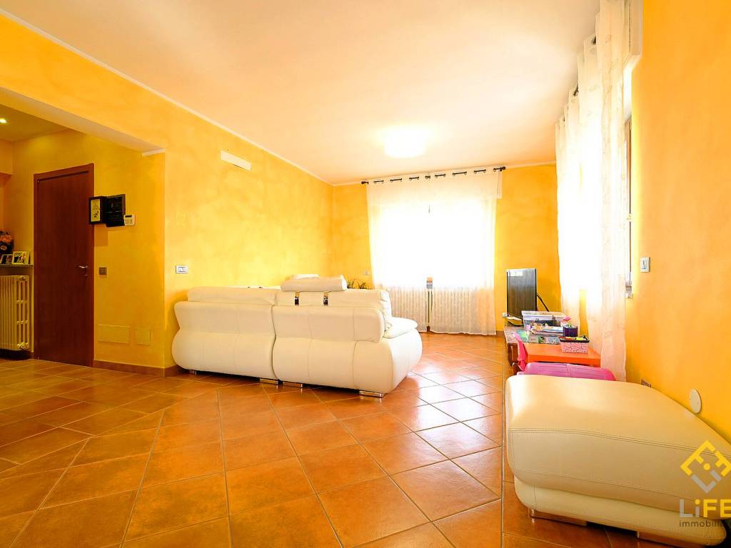 Villa a Galliate in Vicolo del Castagno - Foto 5