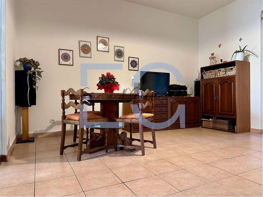 Casa indipendente a Cocquio-trevisago in contrada san bartolomeo - Foto 4