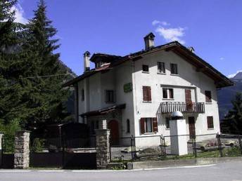 Appartamento a Courmayeur in Via della Vittoria - Foto 3