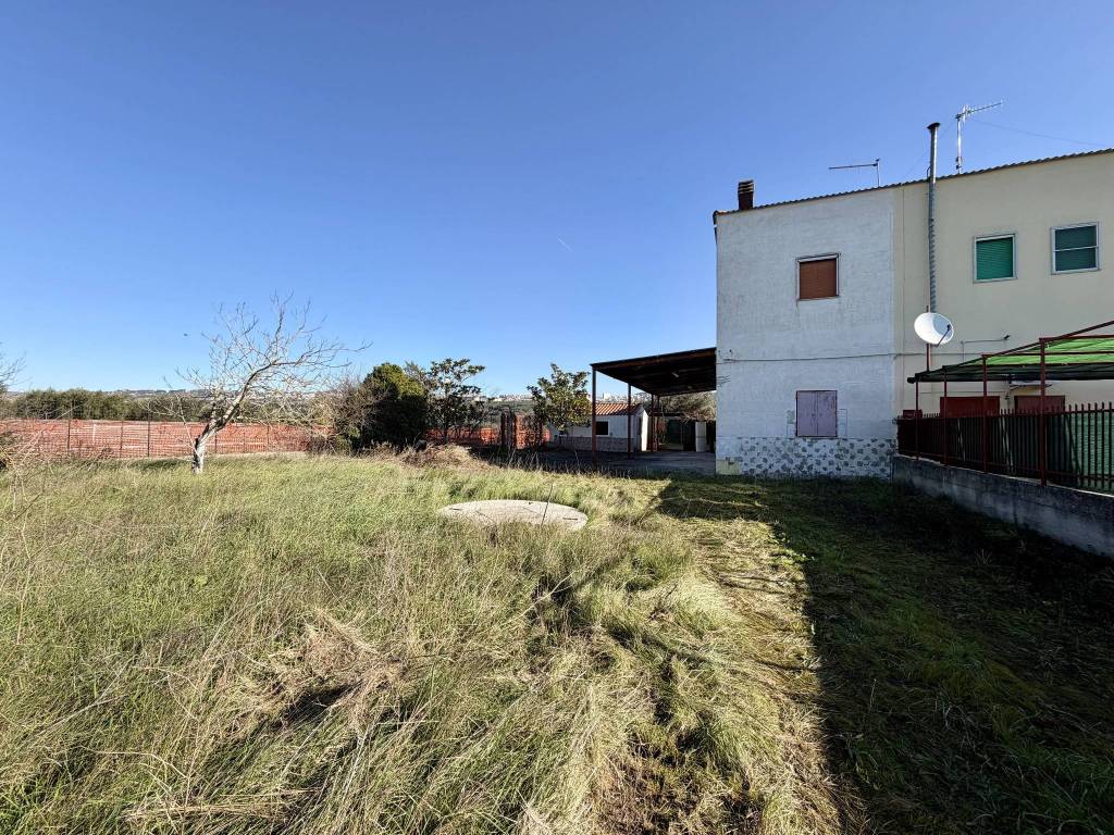 Appartamento a Matera in Contrada Chiatamura - Foto 4