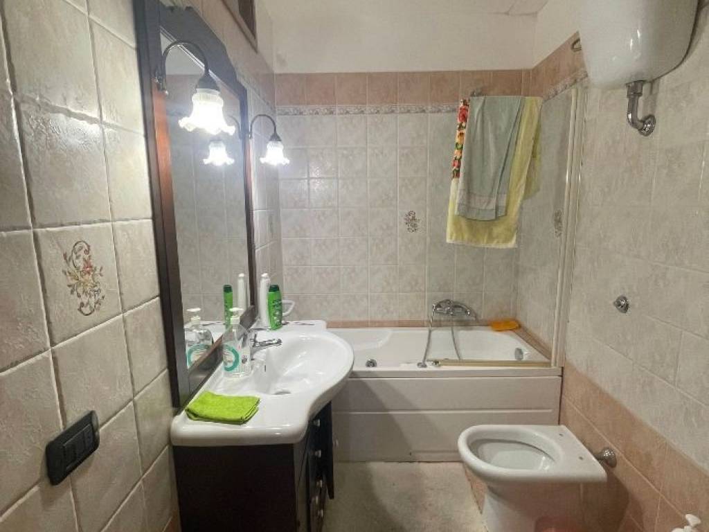 Appartamento a Catanzaro in Via Vincenzo De Grazia - Foto 2