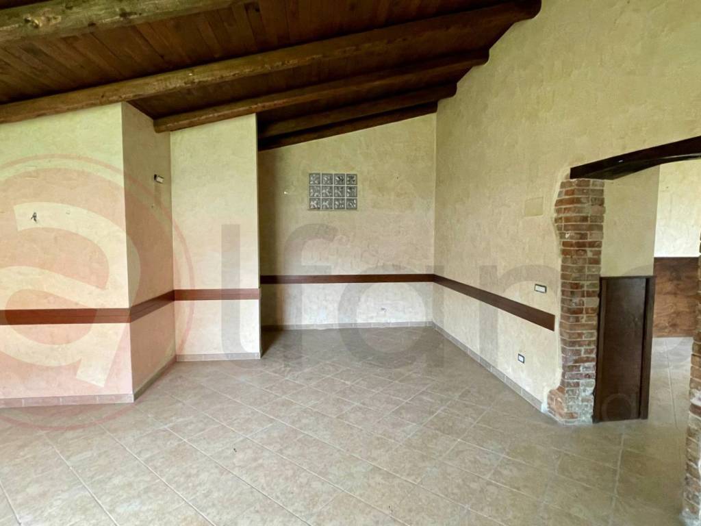 Casa indipendente a Colfelice in Via Casilina - Foto 2