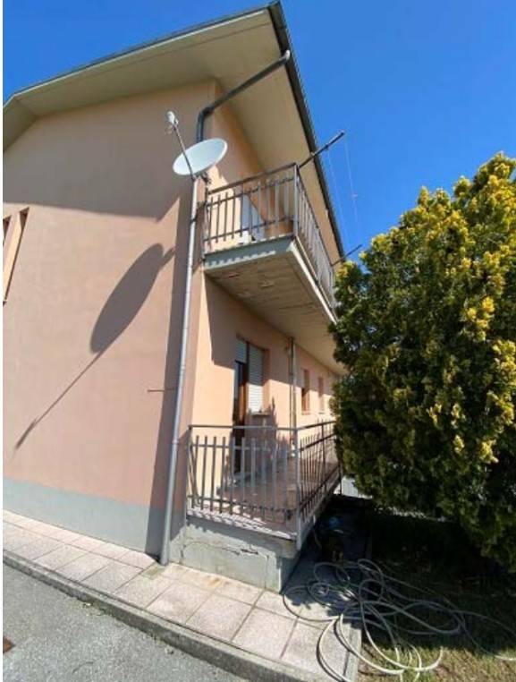 Appartamento a Frontone in Strada Prov.le San Savino - Foto 4